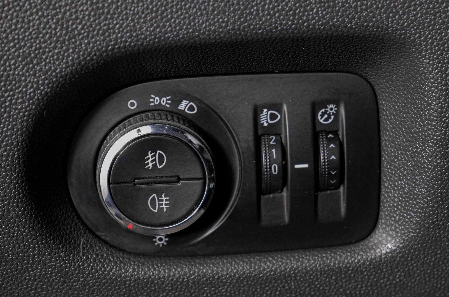 Opel Corsa 19 из 20