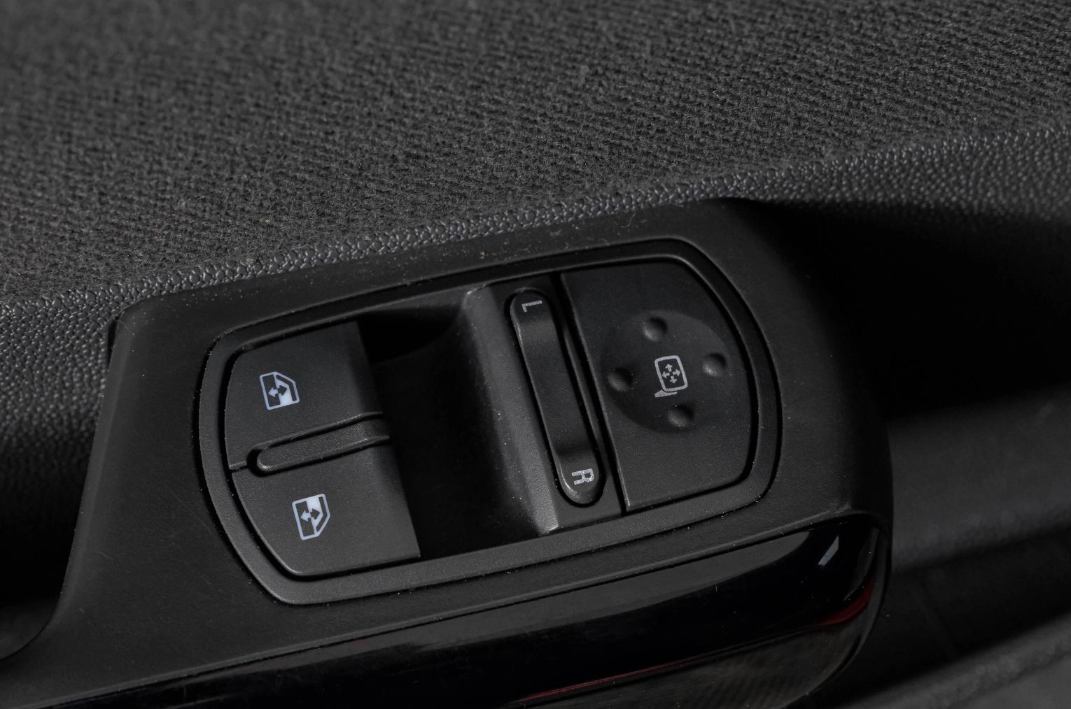 Opel Corsa 20 из 20