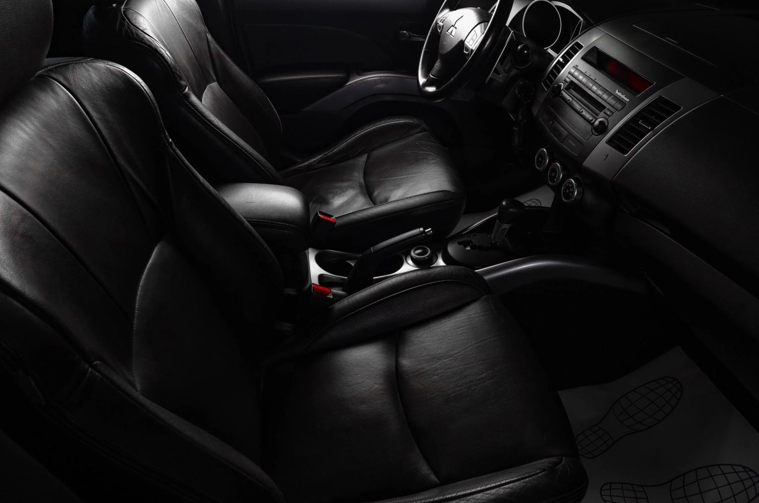 Mitsubishi Outlander 10 из 21