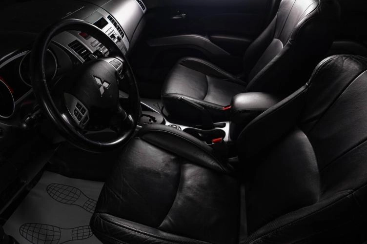 Mitsubishi Outlander 7 из 21