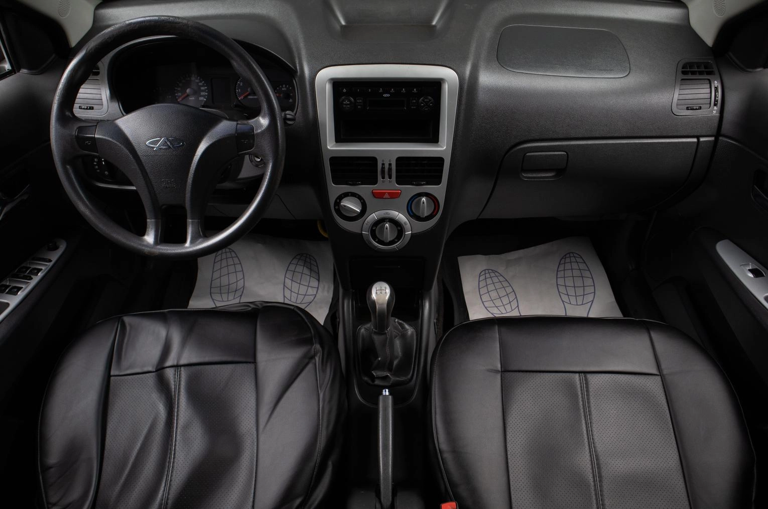 Chery Very 7 из 16