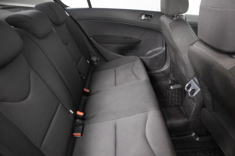 Peugeot 408 10 из 21