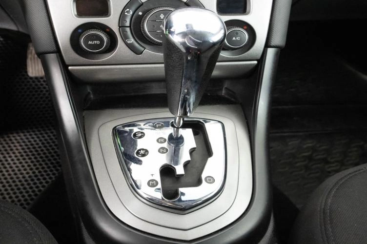 Peugeot 408 19 из 21