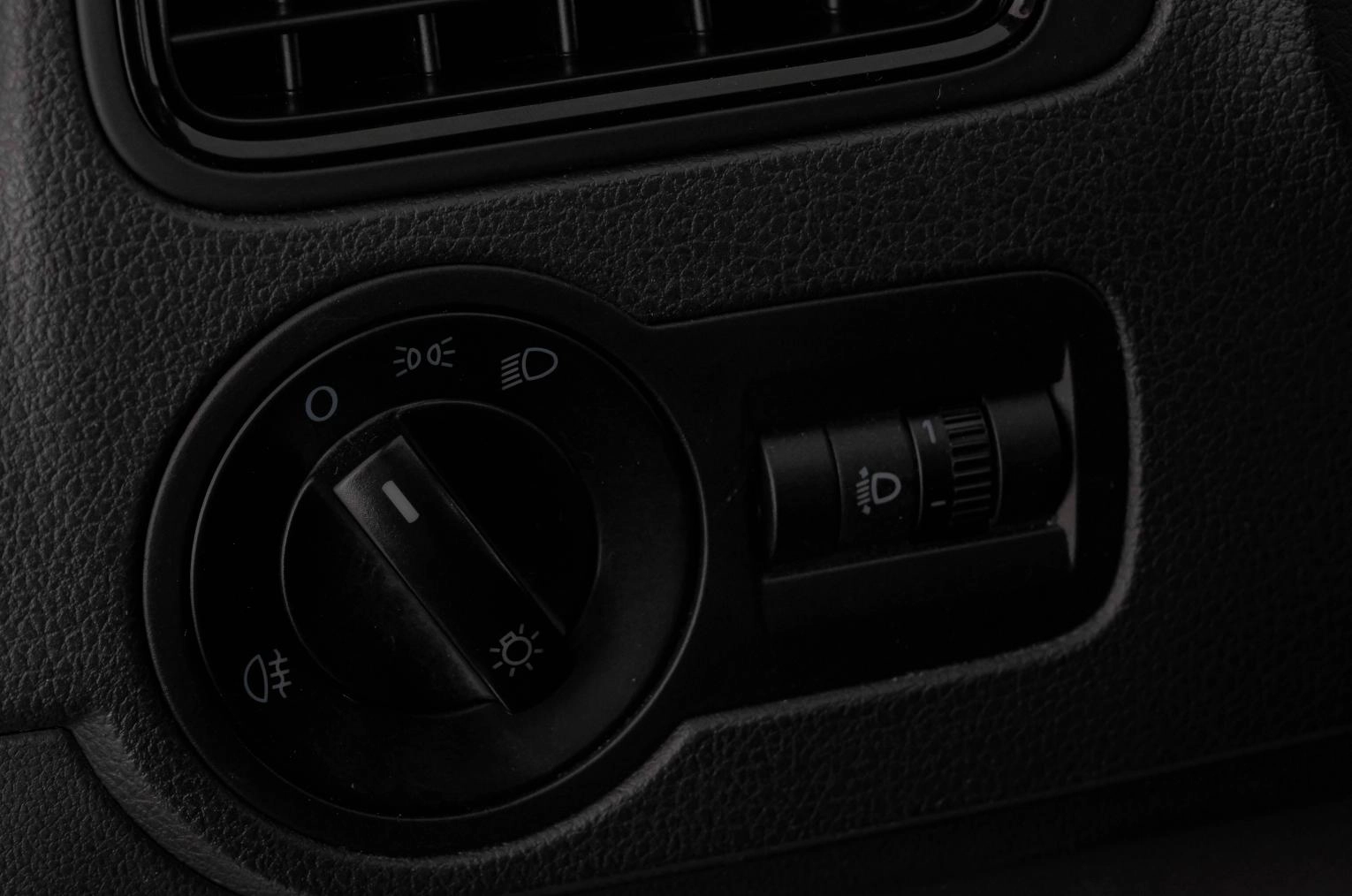 Volkswagen Polo 18 из 23