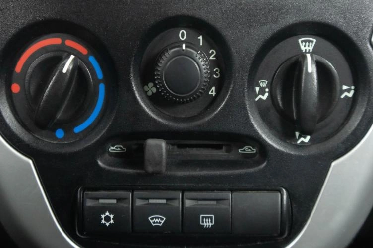 ВАЗ (LADA) Granta 17 из 20