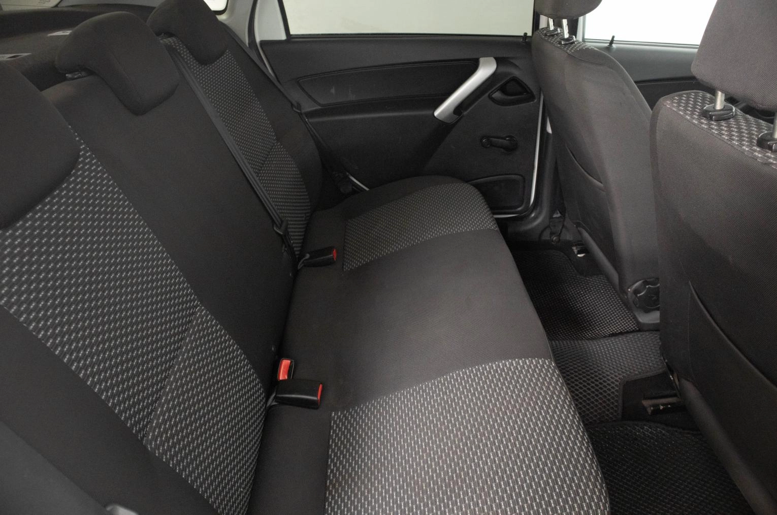 ВАЗ (LADA) Granta 10 из 20