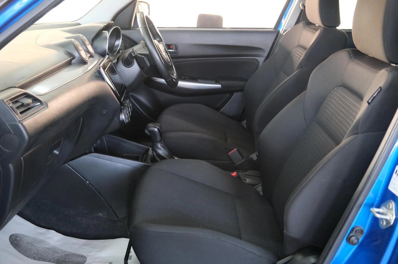 Suzuki Swift 19 из 22