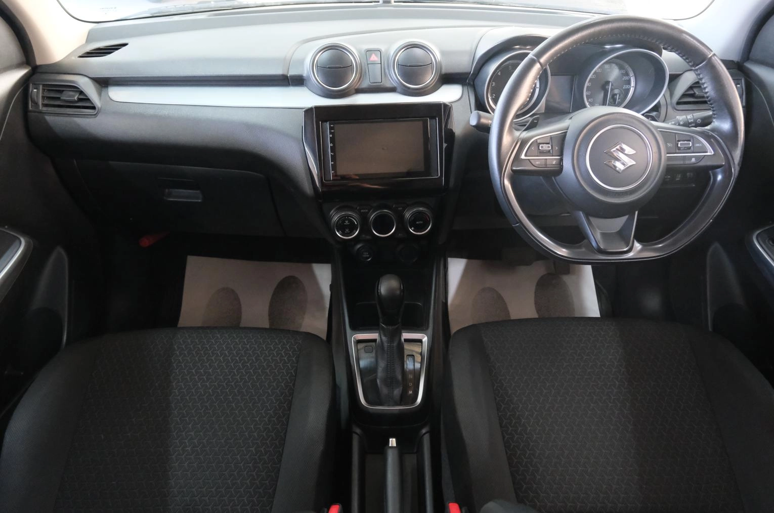 Suzuki Swift 13 из 22