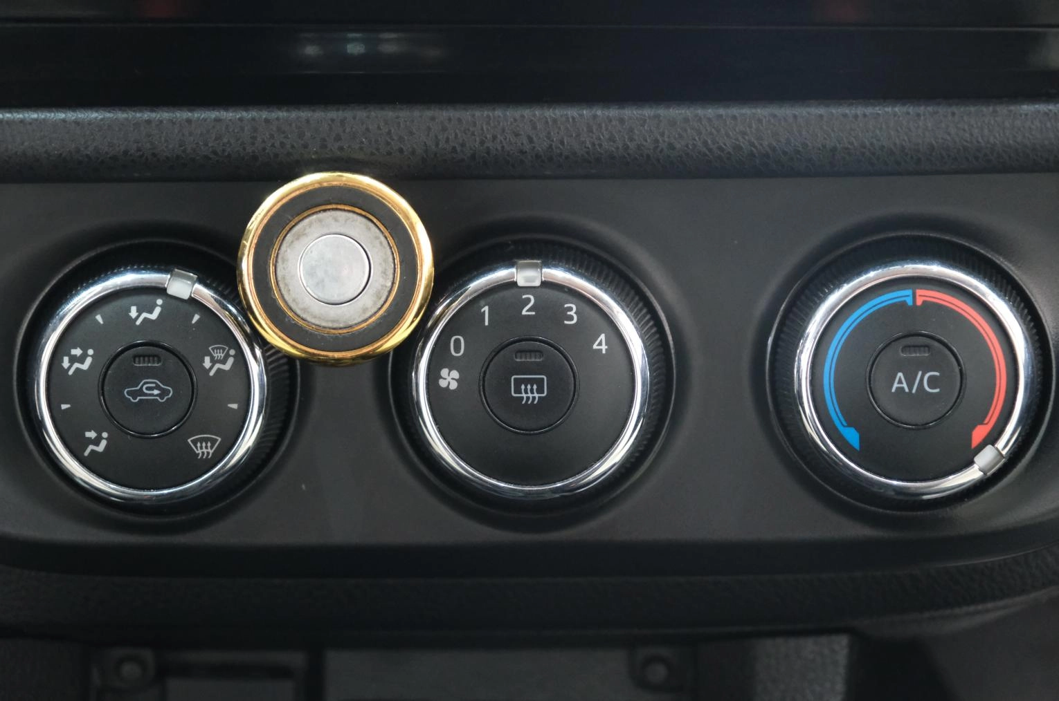 Toyota Corolla 15 из 23