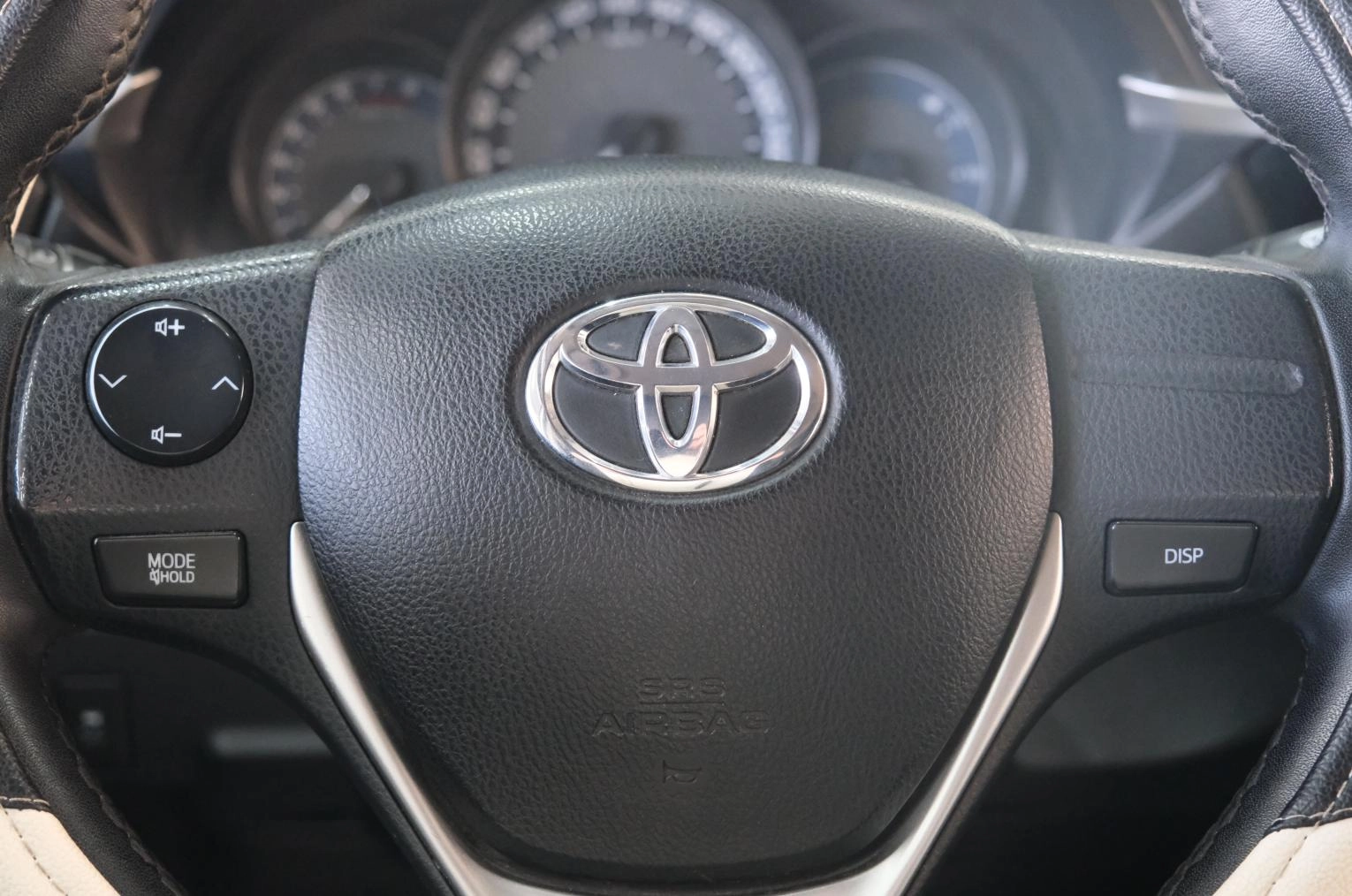 Toyota Corolla 12 из 23