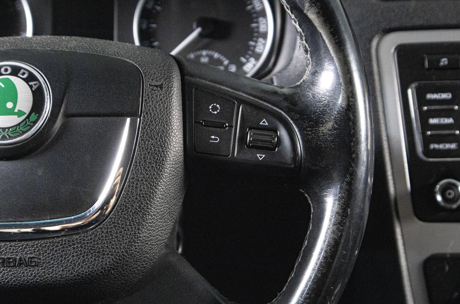 Skoda Octavia 12 из 19