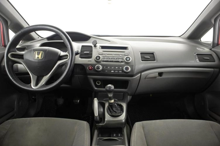 Honda Civic 13 из 19