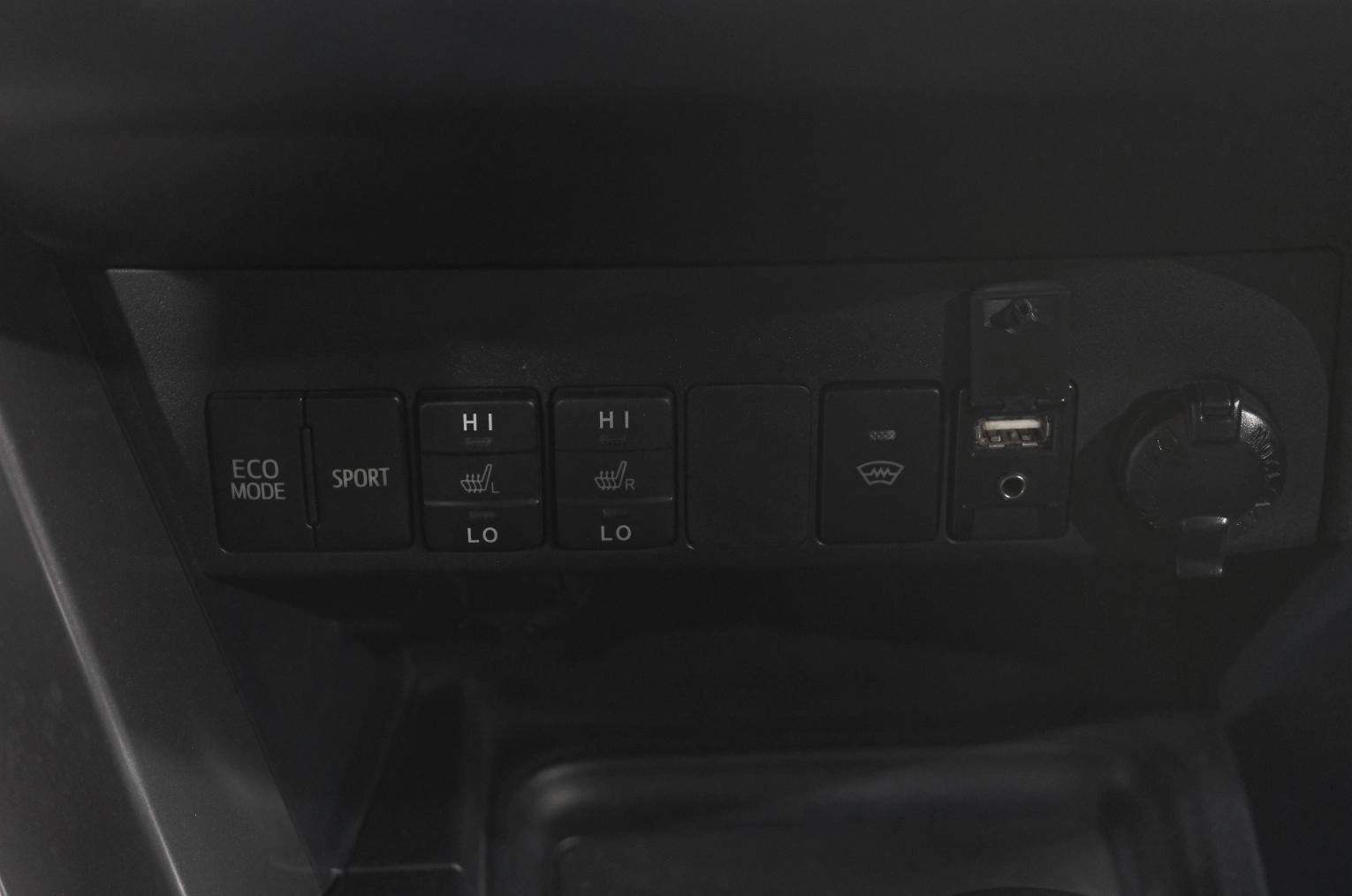 Toyota RAV4 18 из 26