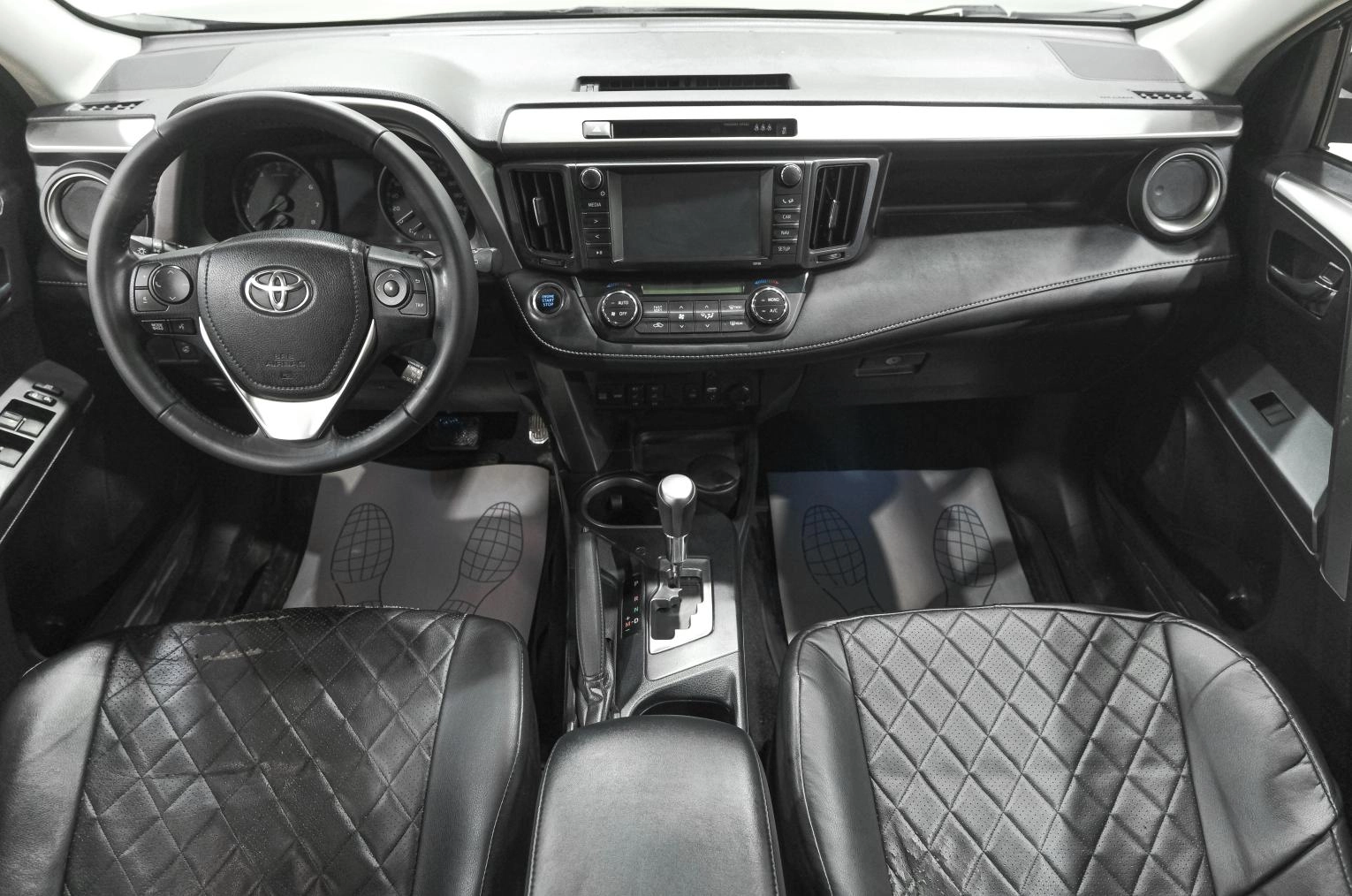 Toyota RAV4 11 из 26