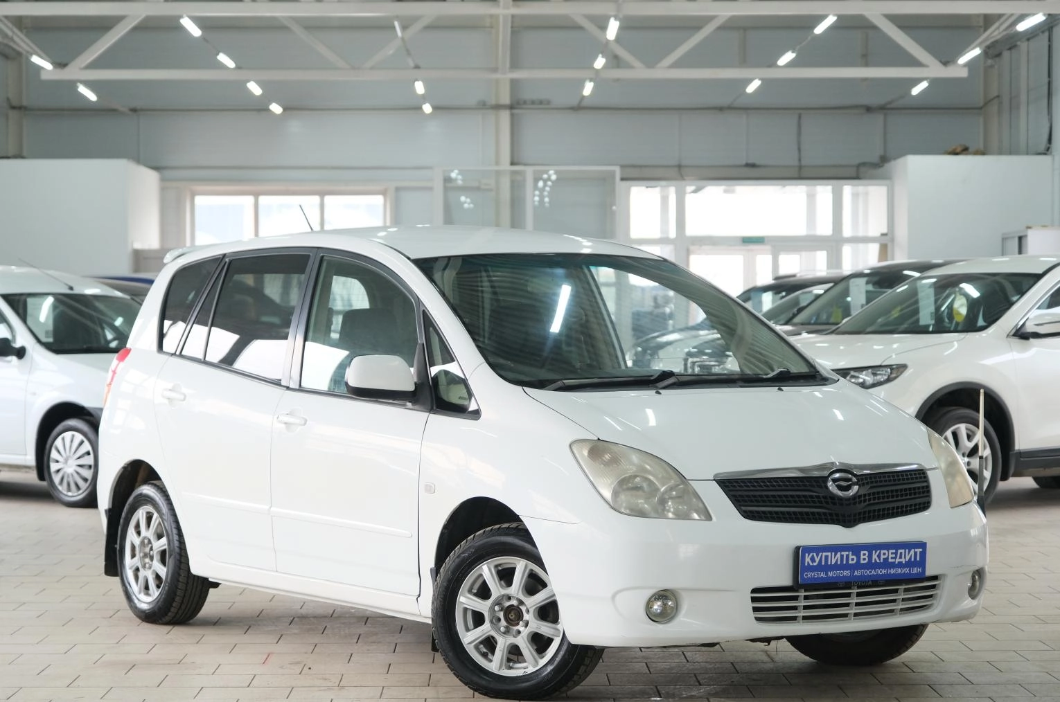 Toyota Corolla Spacio 1 из 22