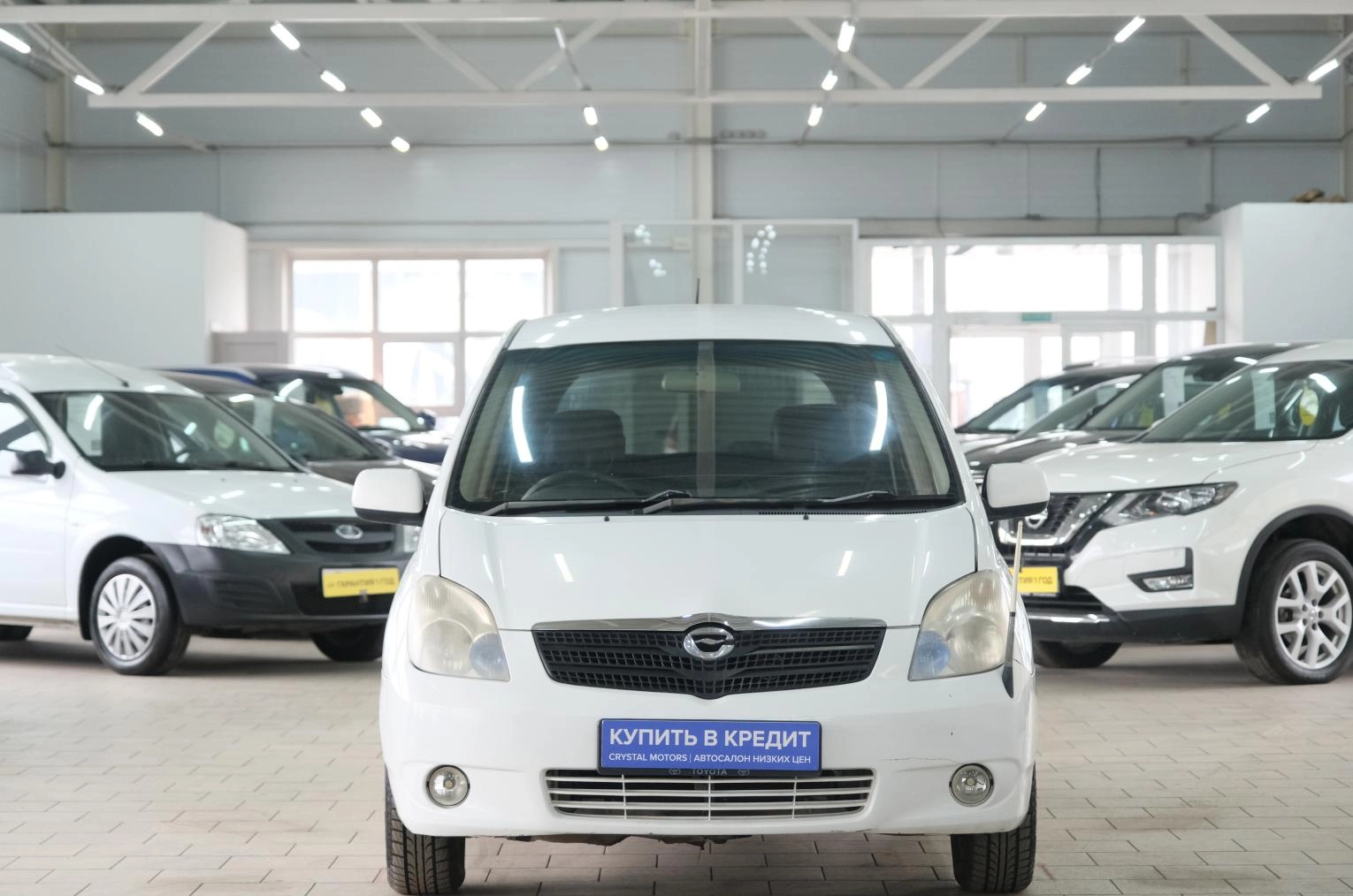 Toyota Corolla Spacio 2 из 22