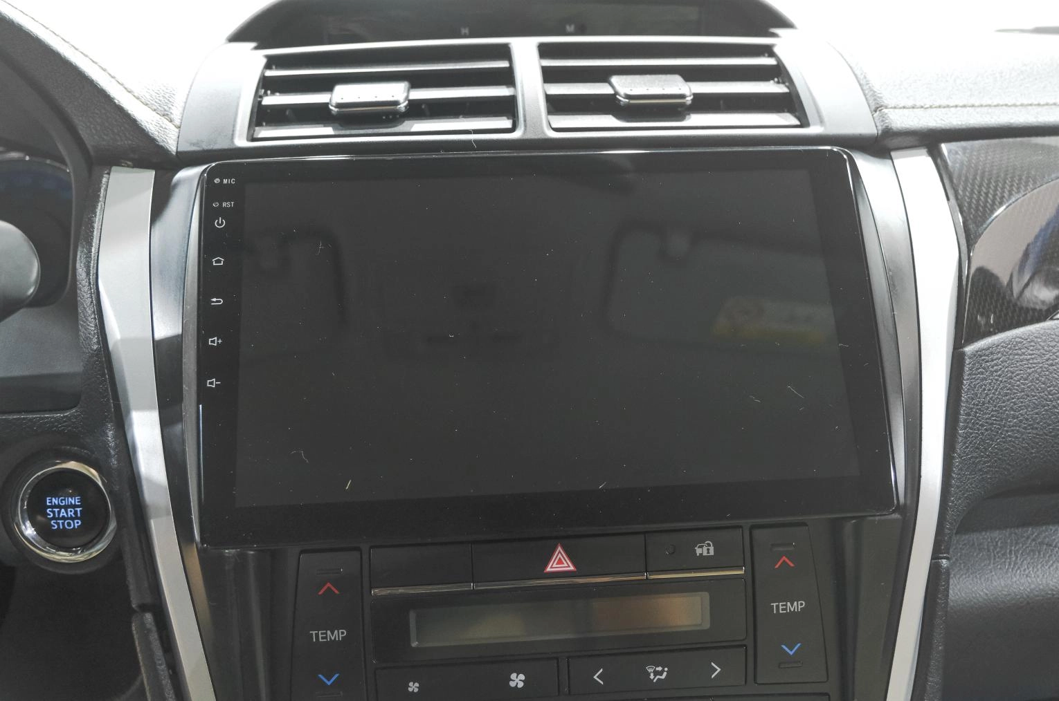 Toyota Camry 22 из 27