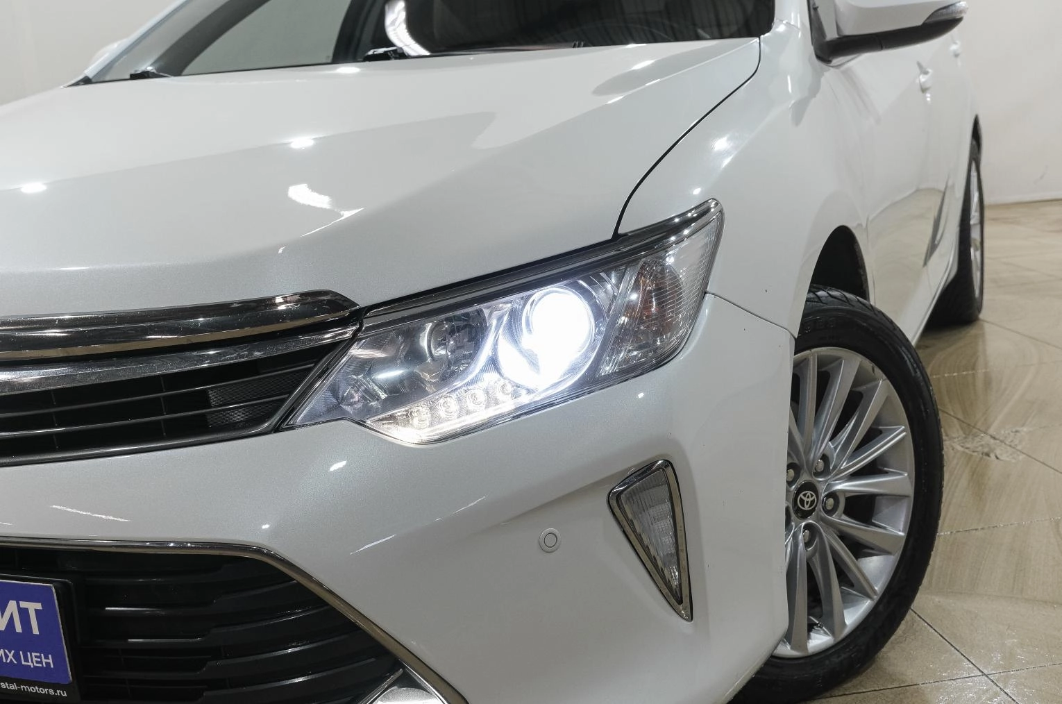 Toyota Camry 7 из 27