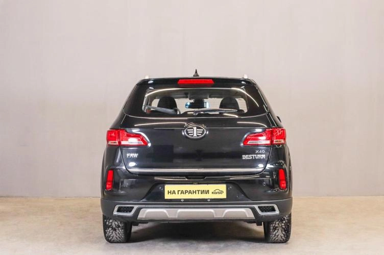 FAW Besturn X40 5 из 5