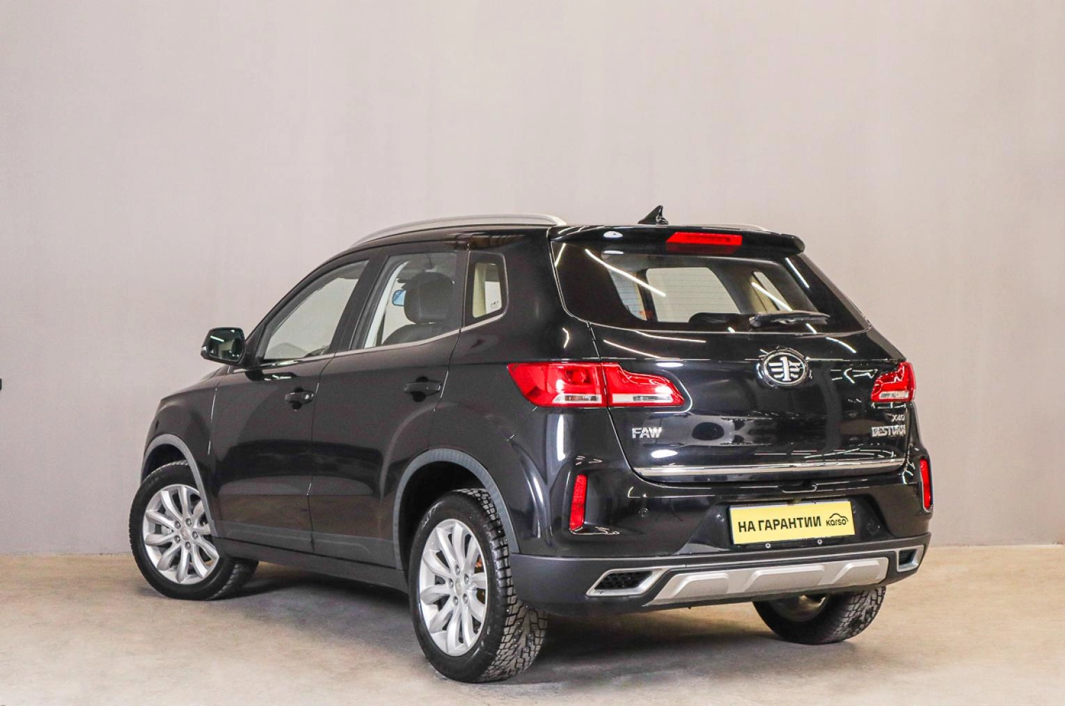 FAW Besturn X40 4 из 17