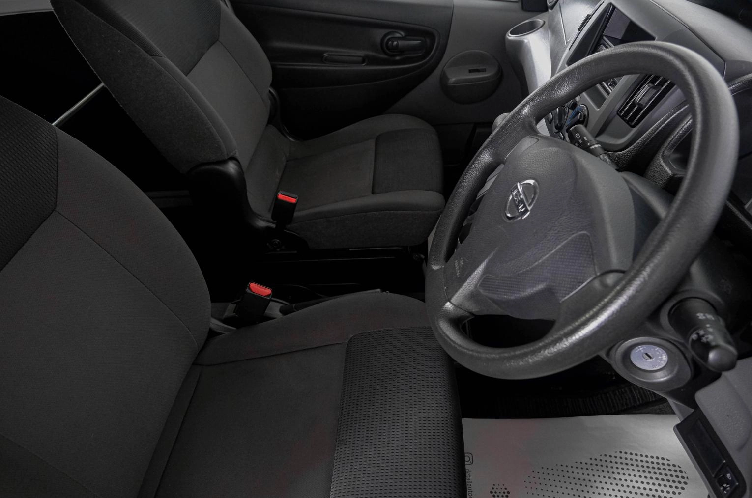 Nissan NV200 11 из 18