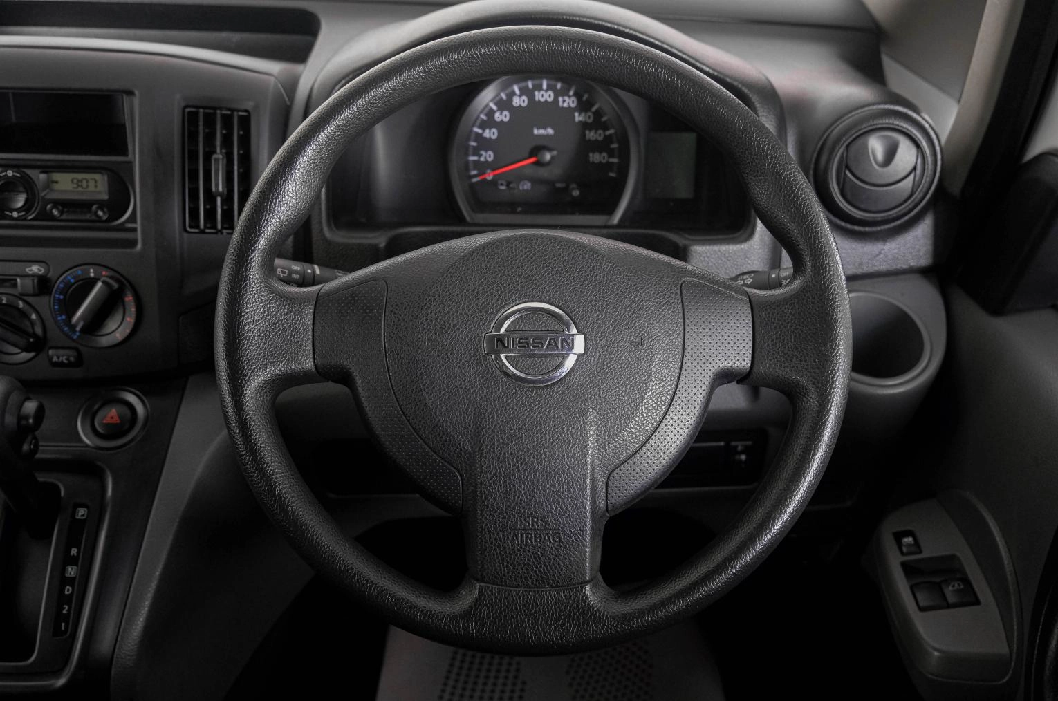 Nissan NV200 15 из 18