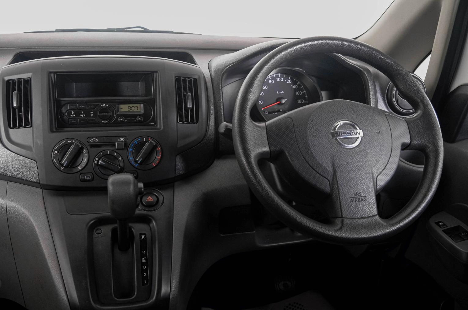 Nissan NV200 14 из 18