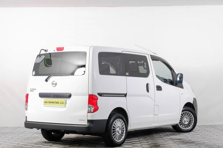 Nissan NV200 6 из 6
