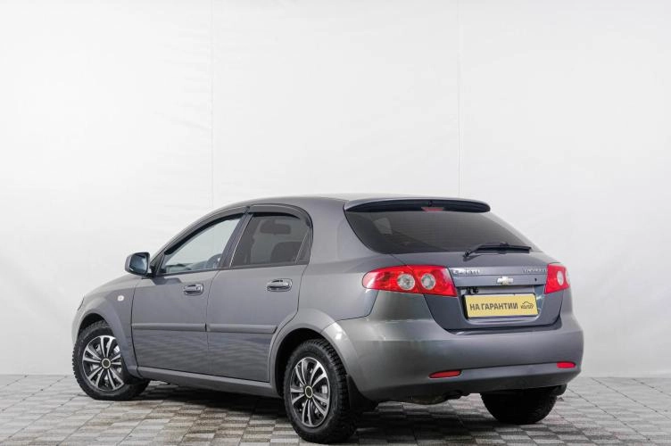 Chevrolet Lacetti 4 из 5