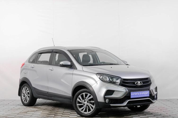 ВАЗ (LADA) XRAY Cross 2021 года