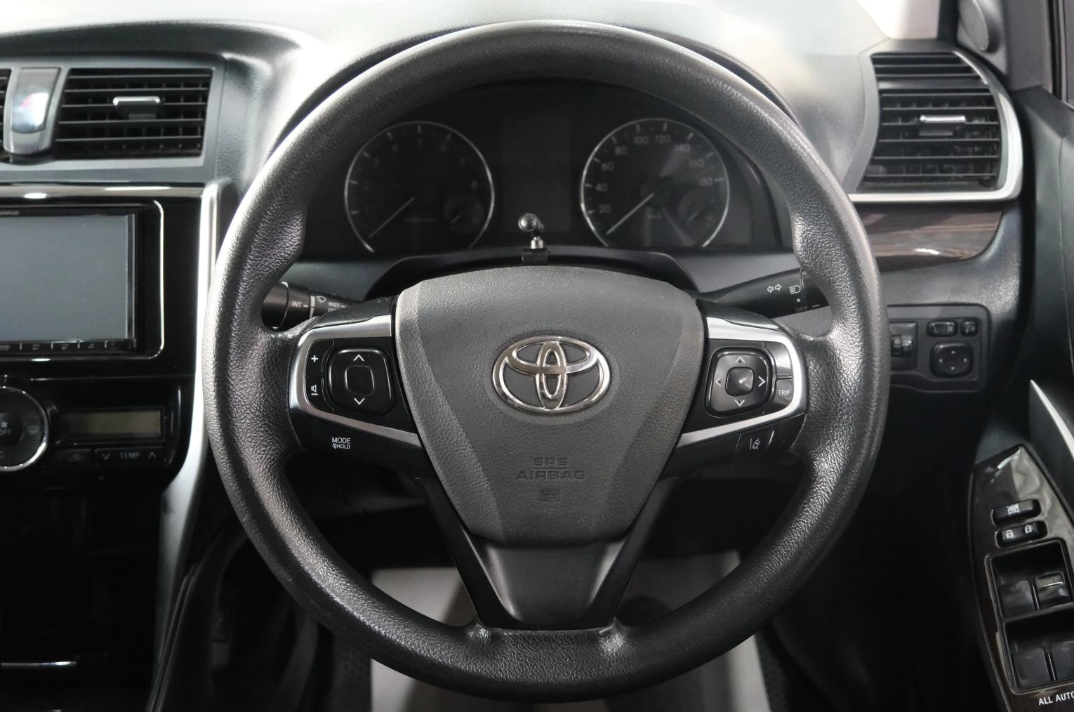 Toyota Allion 12 из 24