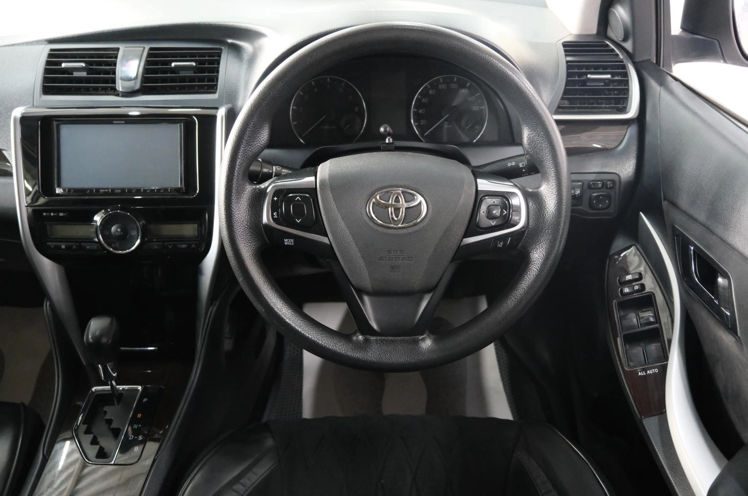 Toyota Allion 11 из 24