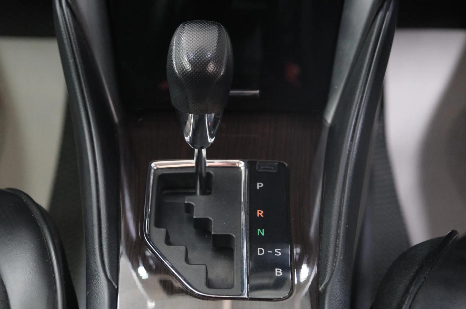 Toyota Allion 18 из 24