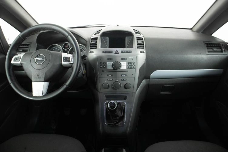 Opel Zafira 12 из 22