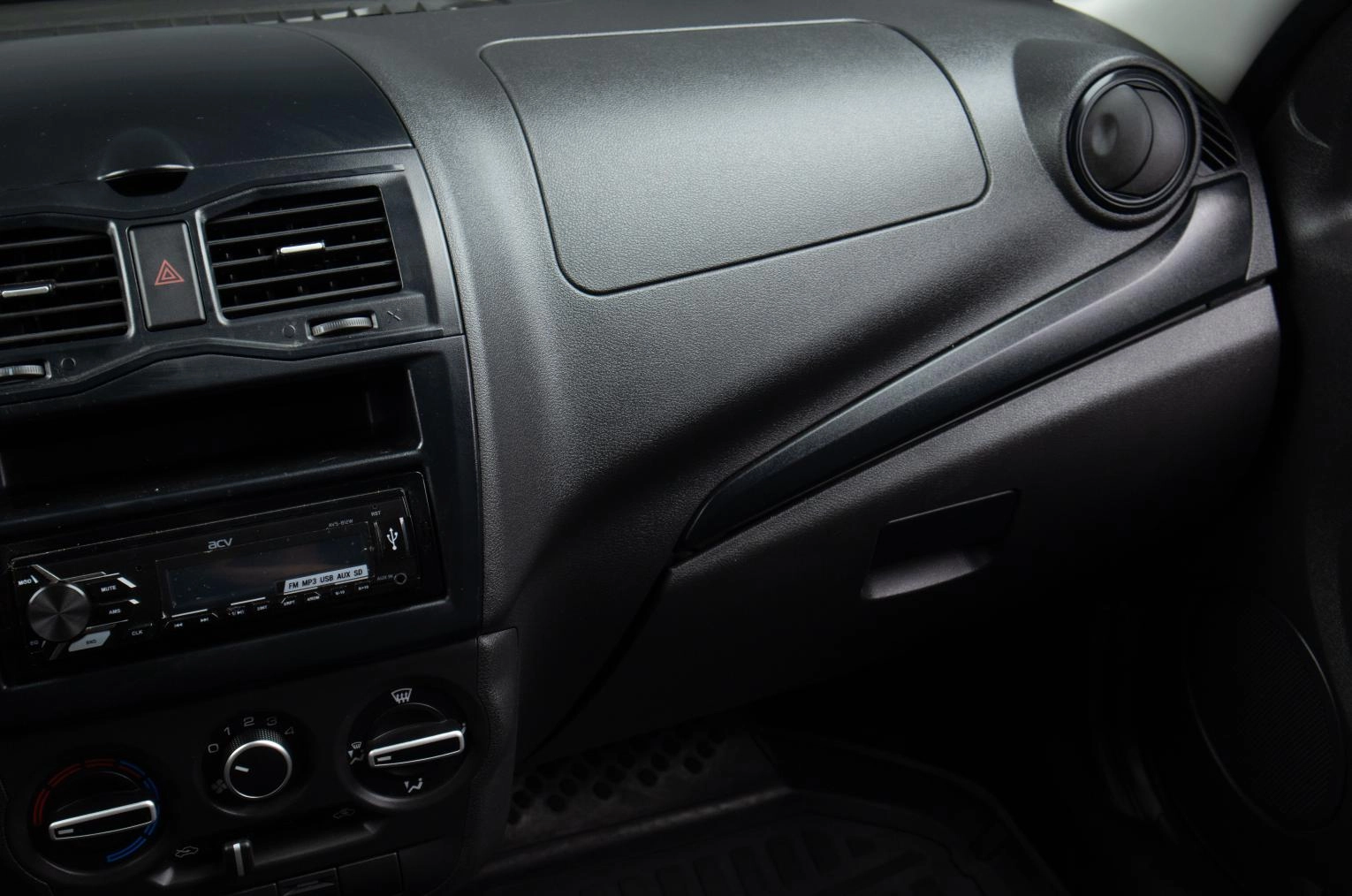 ВАЗ (LADA) Granta 11 из 15