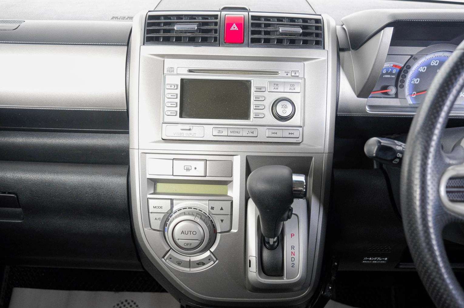 Honda Zest 16 из 20