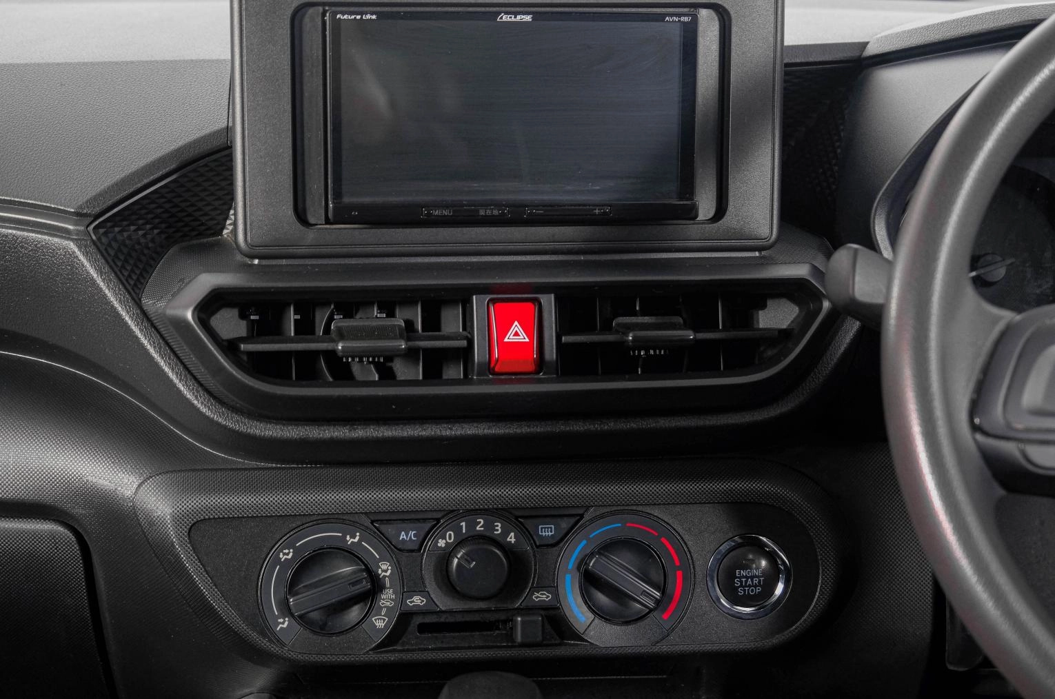 Toyota Raize 16 из 20