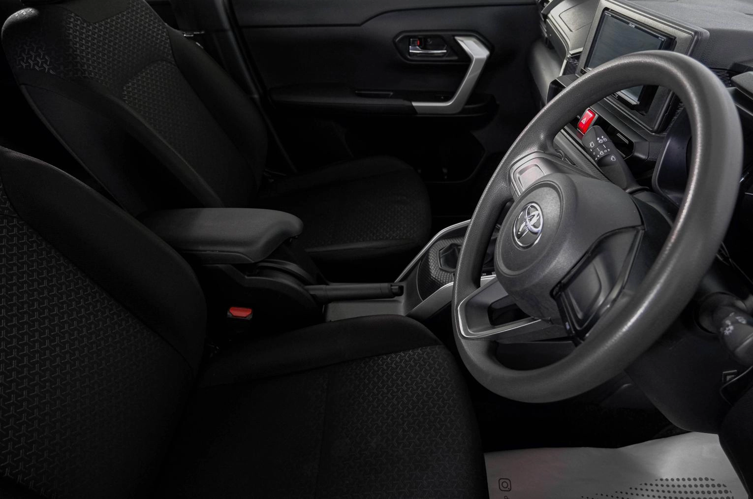 Toyota Raize 11 из 20