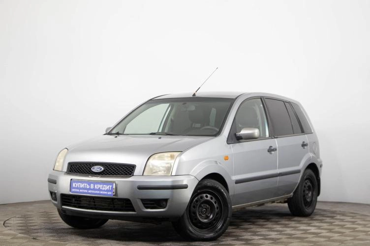 Ford Fusion 3 из 5