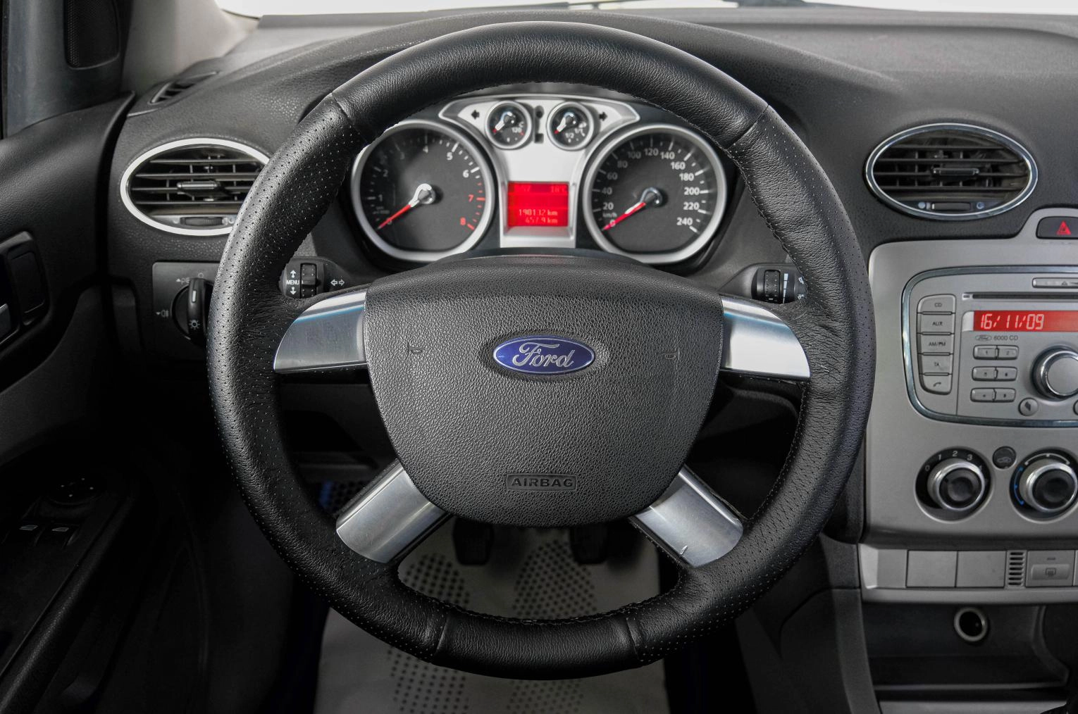Ford Focus 15 из 20