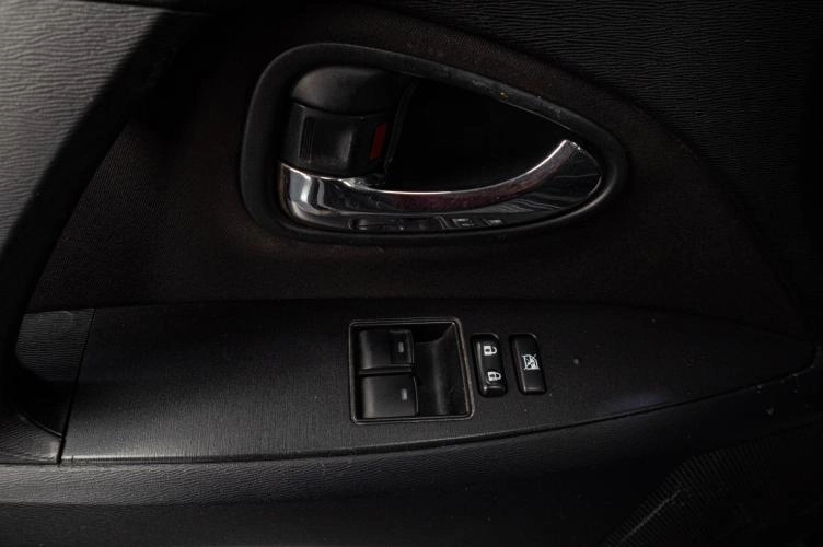 Toyota Avensis 7 из 20