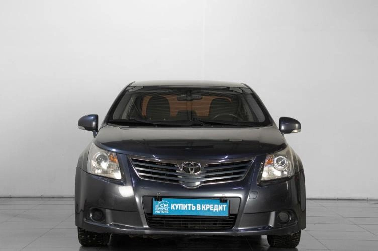 Toyota Avensis 2 из 5