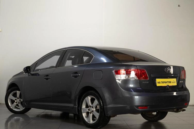 Toyota Avensis 6 из 20