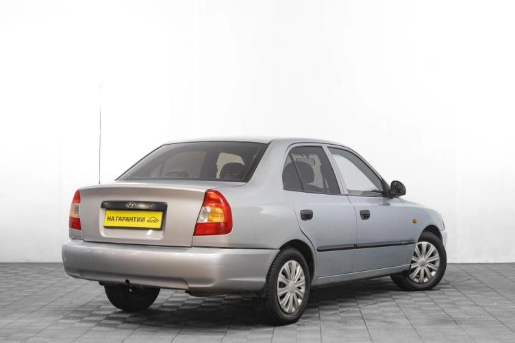 Hyundai Accent 4 из 5