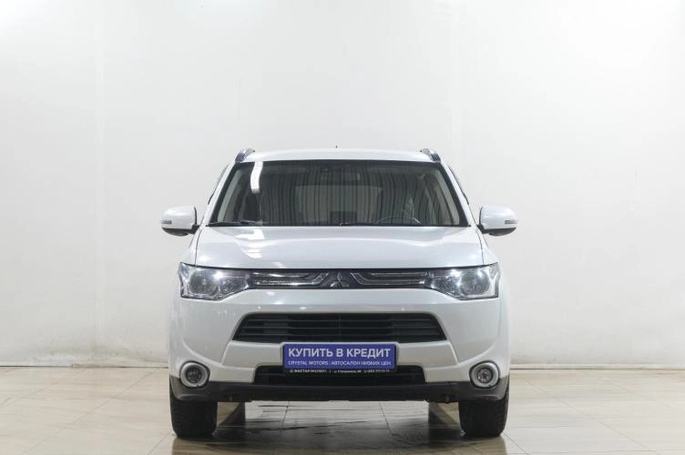 Mitsubishi Outlander 2 из 5