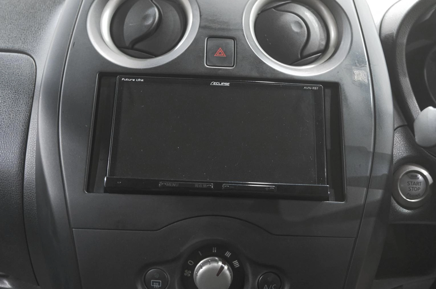 Nissan Note 16 из 19