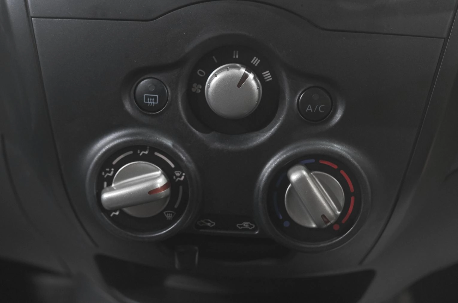 Nissan Note 13 из 19