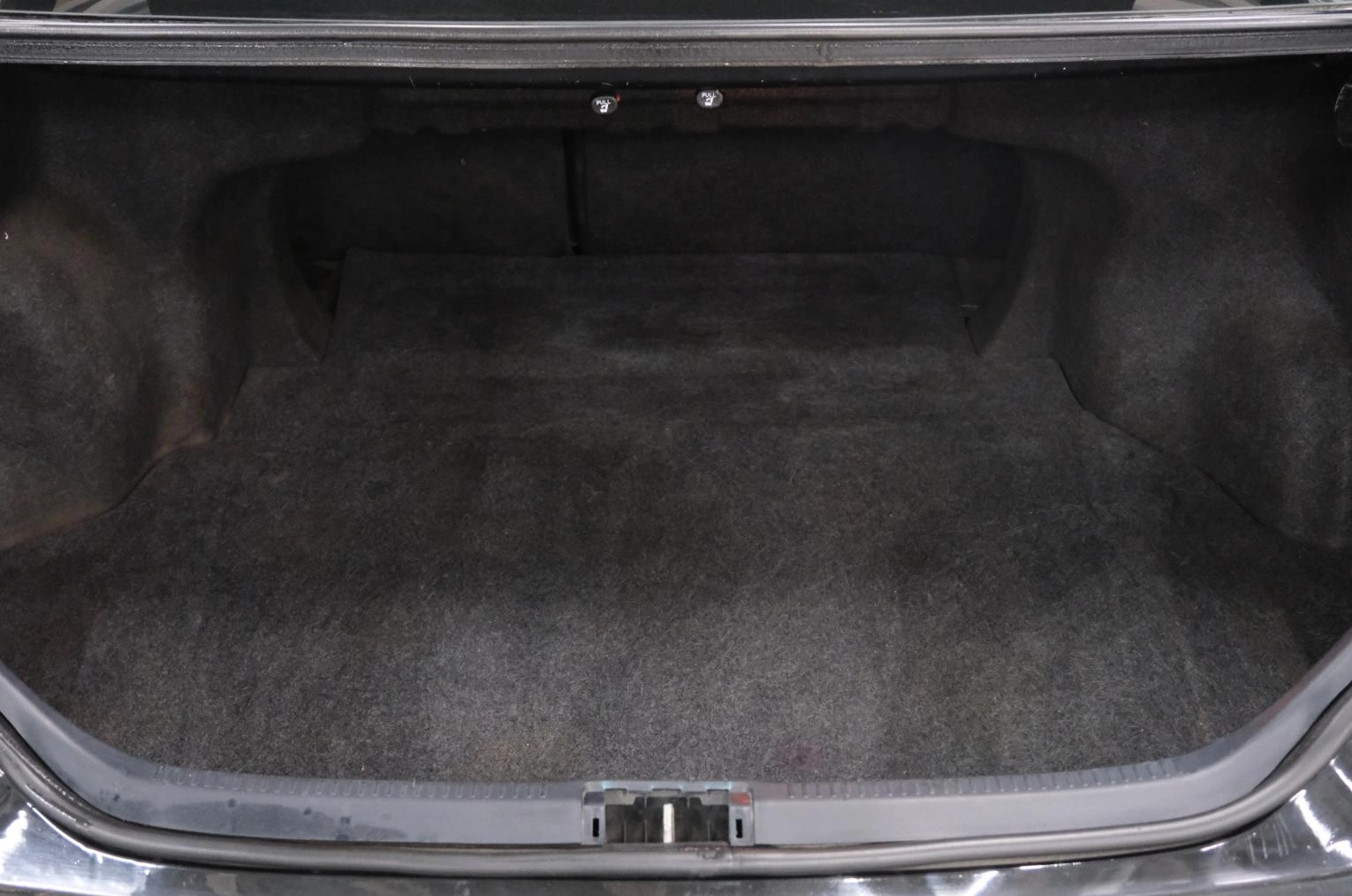 Toyota Camry 23 из 23