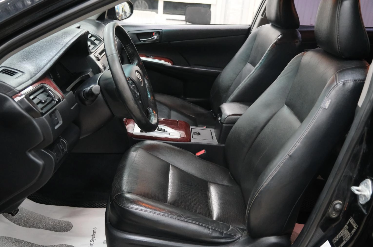 Toyota Camry 7 из 23