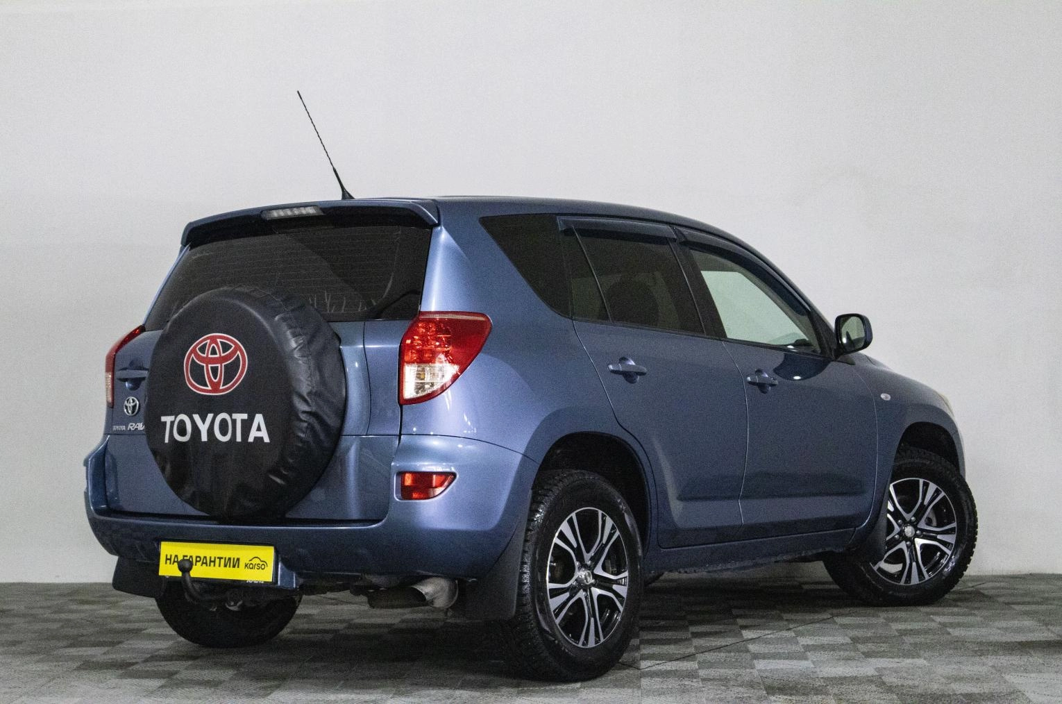 Toyota RAV4 4 из 18